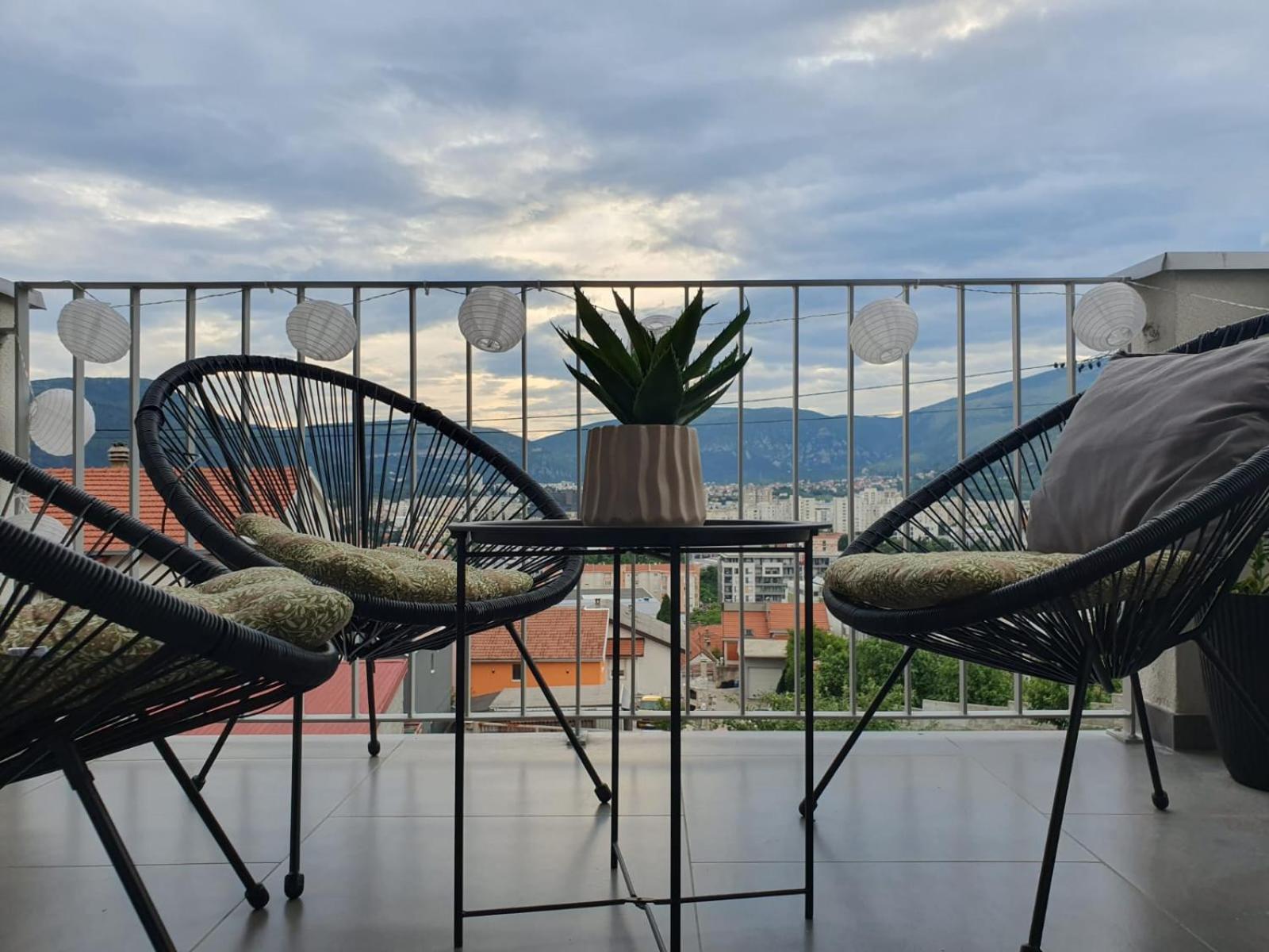 Apartment Merry - Free Garage & Parking Mostar Exterior foto